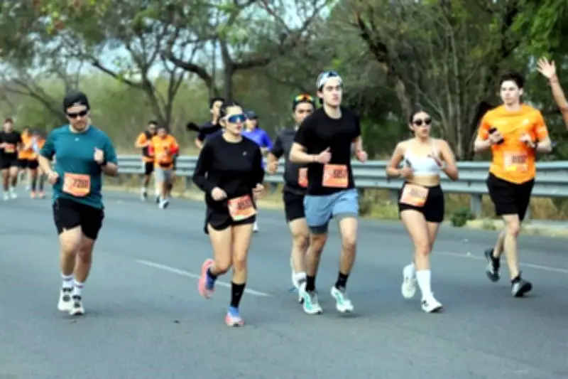 A Paso Firme: El Camino de México Hacia la Transformación y el Progreso Nacional