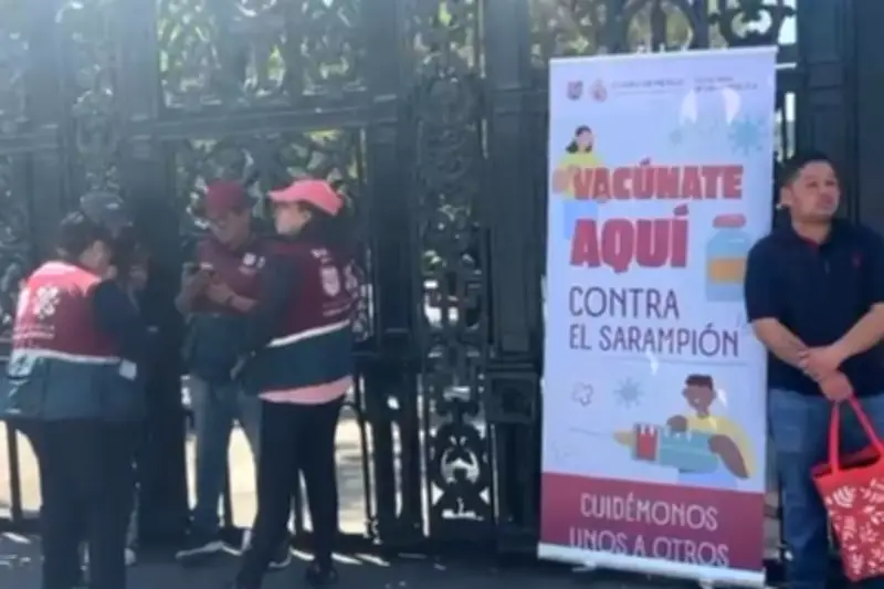 Aceleran vacunación contra sarampión en la Ciudad de México ante brote