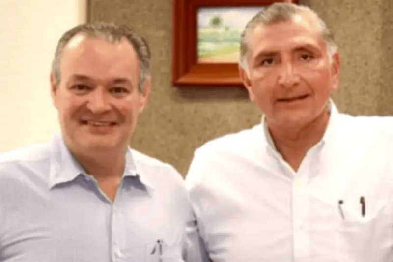 Adán Augusto López designa a un paisano en área administrativa clave