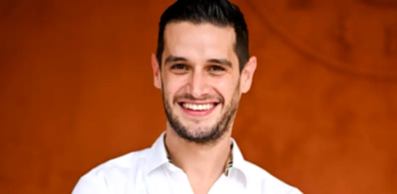 Adrián Marcelo provoca indignación al burlarse de la muerte de 'El Mencho' en redes