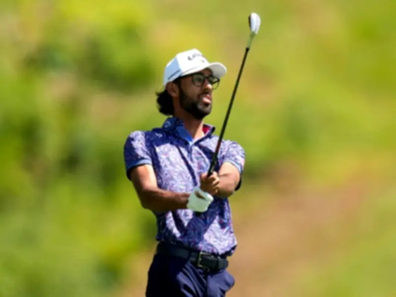 Akshay Bhatia lidera el AT&T Pebble Beach Pro-Am con -15, McIlroy remonta