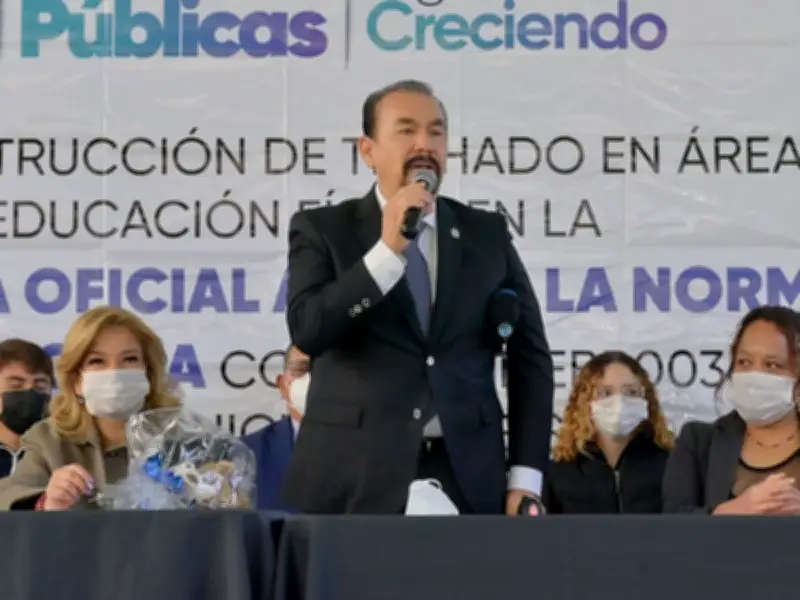 Alcalde de Atizapán insta a reforzar seguridad desde el hogar durante entrega de arcotecho escolar