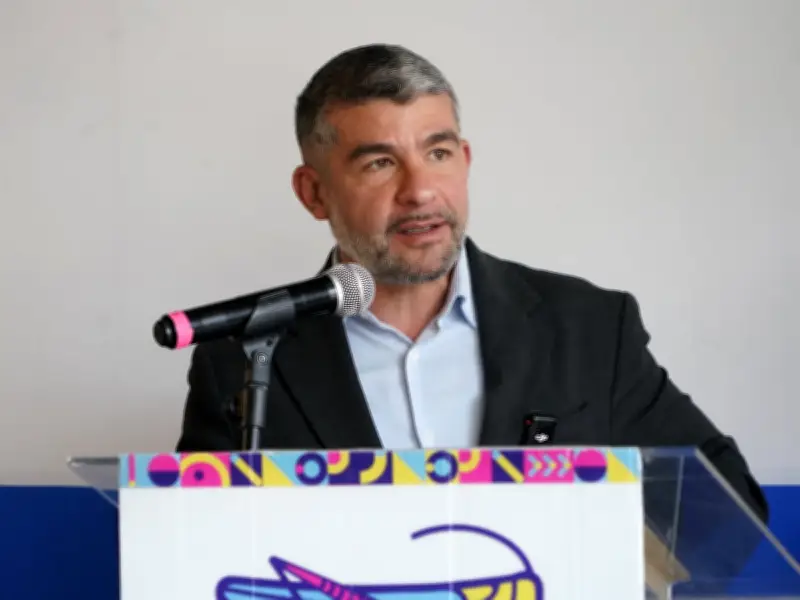 Alcalde Tabe exige reclasificar vialidades en Miguel Hidalgo por carga financiera