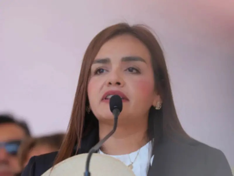 Alcaldesa de Uruapan acusa a políticos michoacanos en caso del asesinato de su esposo