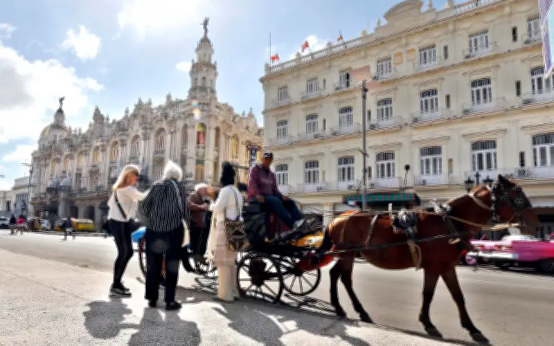 Alerta de Viaje: Países Instan a Evitar Cuba por Crisis Energética y Tensiones con EU