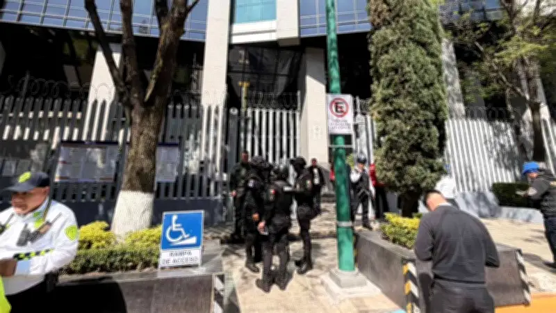 Amenaza de bomba en edificio judicial de CDMX: Evacuación y búsqueda sin hallazgos