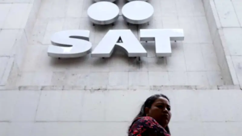 Analista desmiente rumores sobre fiscalización total del SAT a tarjetas