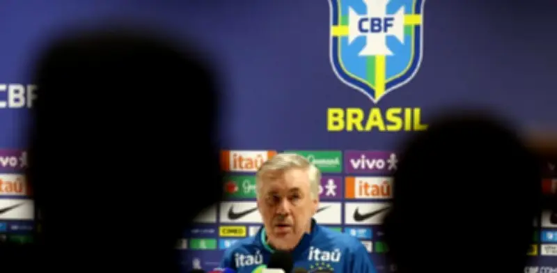 Ancelotti renueva con Brasil hasta 2030, frustrando al Manchester United