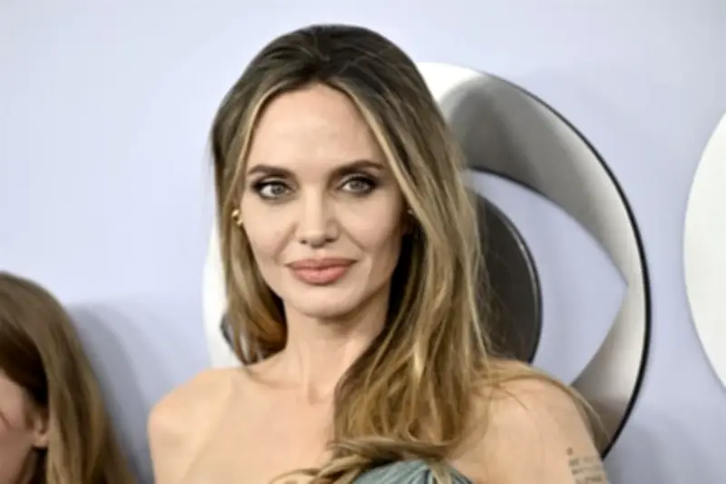 Angelina Jolie Confirma su Salida de Estados Unidos: Un Cambio de Vida