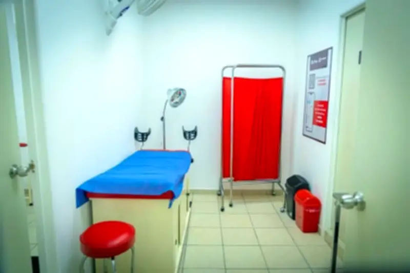 Apodaca lanza programa médico integral para adultos mayores en Nuevo León