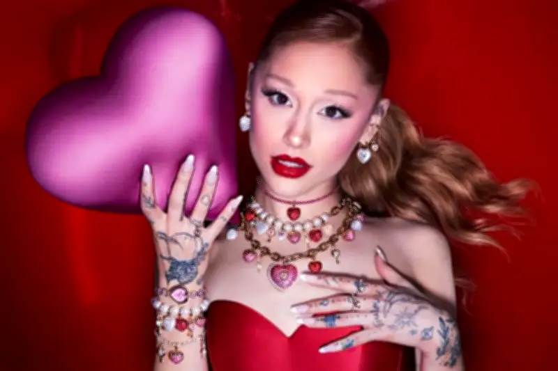 Ariana Grande Invita a Disfrutar San Valentín con Piezas de Lujo Exclusivas