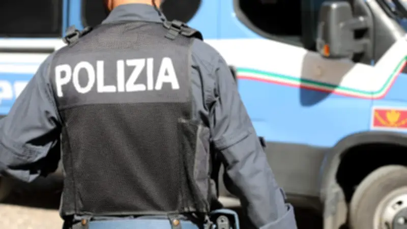 Asalto Coordinado a Furgonetas Blindadas Conmociona el Sur de Italia