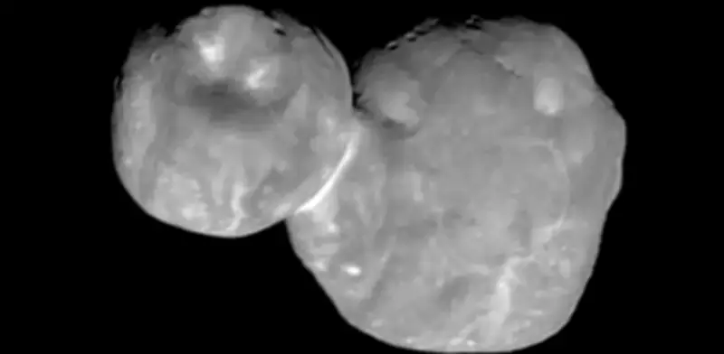 Astrónomos revelan el misterio de los objetos espaciales con forma de muñeco de nieve