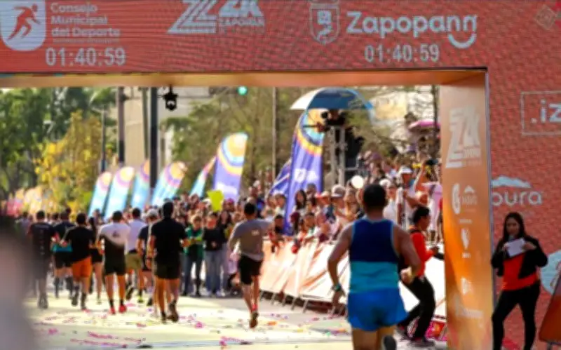 Autoridades de Zapopan piden chequeo médico previo al Medio Maratón tras incidente fatal