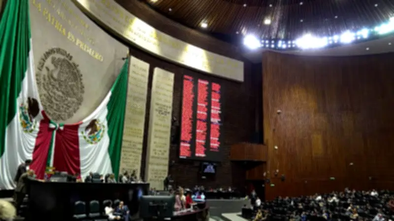 Avanza reforma laboral de 40 horas en comisiones; oposición exige claridad sobre dos días de descanso