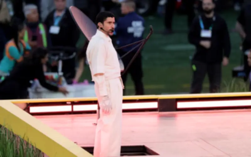 Bad Bunny: De 100 millones de dólares a dominar el Super Bowl