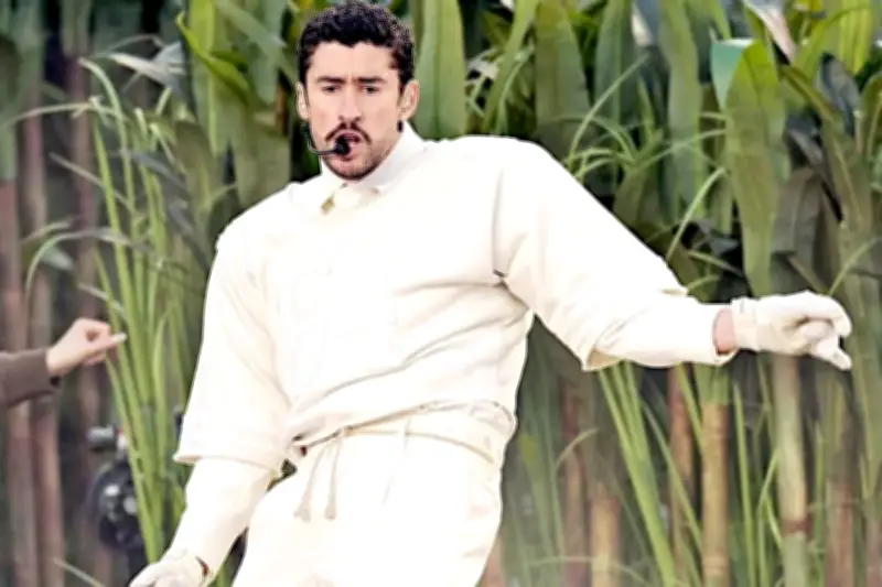 Bad Bunny viste a México: su estilo une a fans en un fenómeno cultural masivo