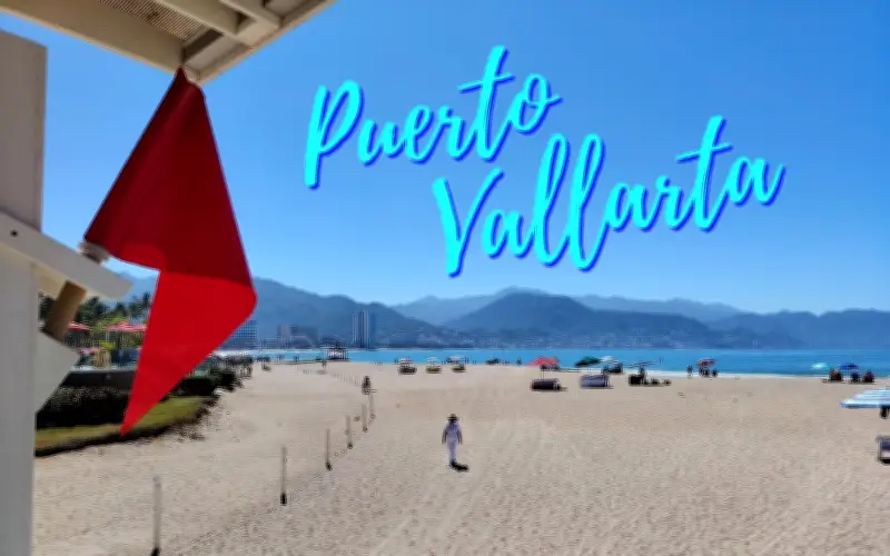 Bandera Roja en Tres Playas de Puerto Vallarta: Prohíben Ingreso por Condiciones Marítimas