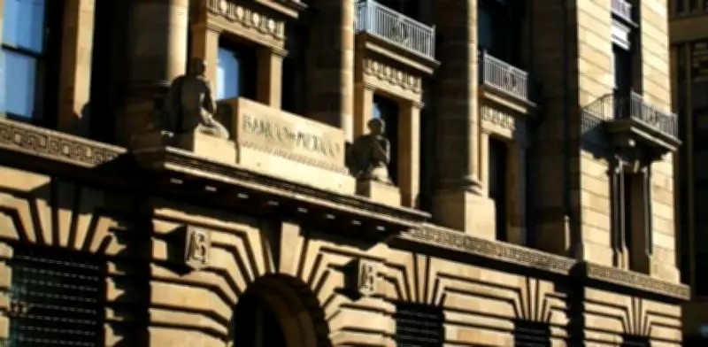 Banxico eleva proyección de crecimiento a 1.6% para 2026 pero ajusta al alza inflación