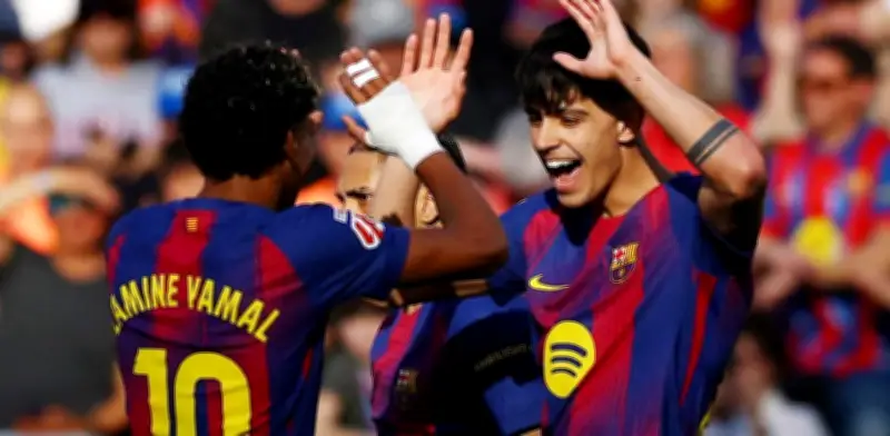 Barcelona recupera el liderato de La Liga con contundente victoria 3-0 sobre Levante