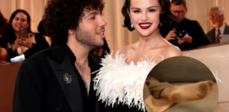 Benny Blanco enfrenta críticas por hábitos de higiene en su podcast con Selena Gomez