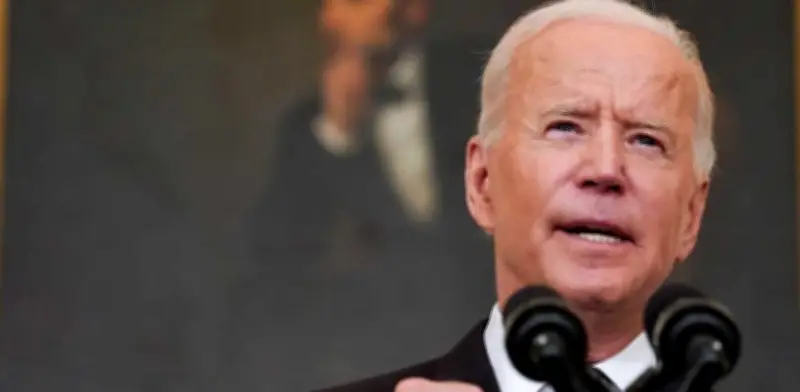 Biden anuncia plan federal de vacunación obligatoria contra el COVID-19 en EE.UU.