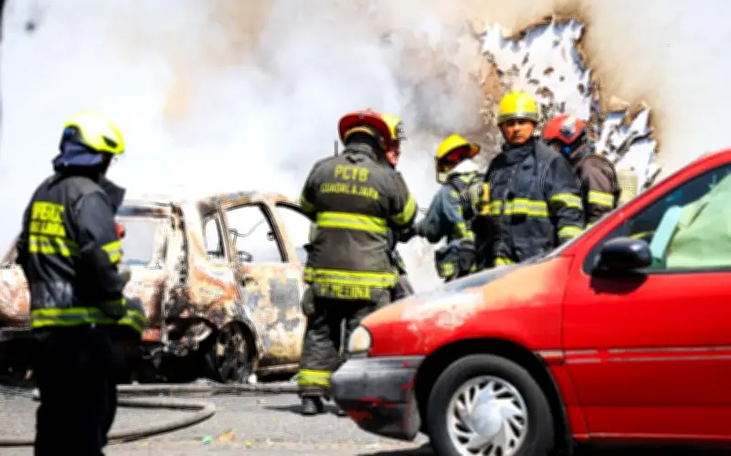 Bloqueos y cierre de comercios en Jalisco tras operativo contra 'El Mencho'
