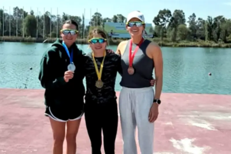 Briones se Impone en el Campeonato Nacional de Canotaje con Dominio Ruso