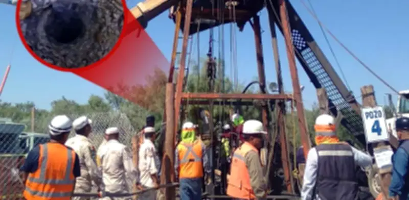 Buzo de la Marina ingresa al pozo 4 en rescate de mineros en Coahuila