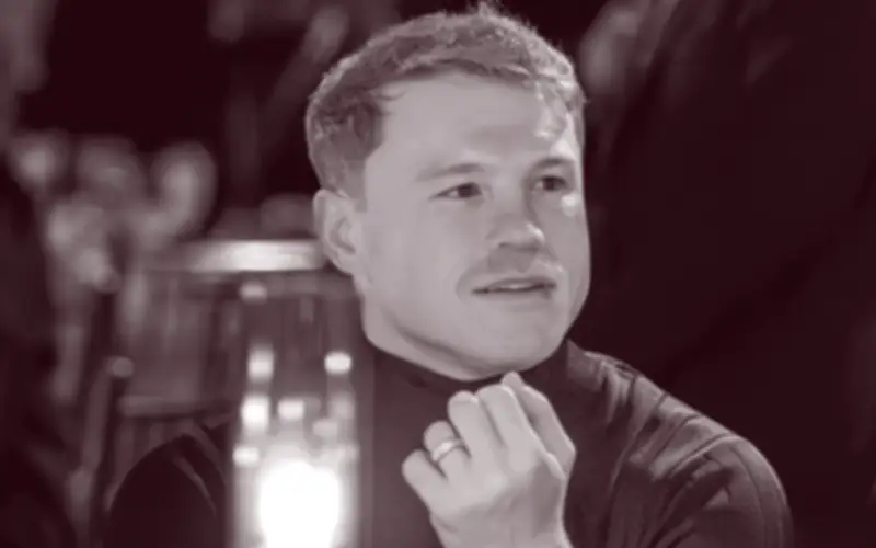 Canelo Álvarez no descarta revancha con Bivol tras retiro de Crawford del boxeo