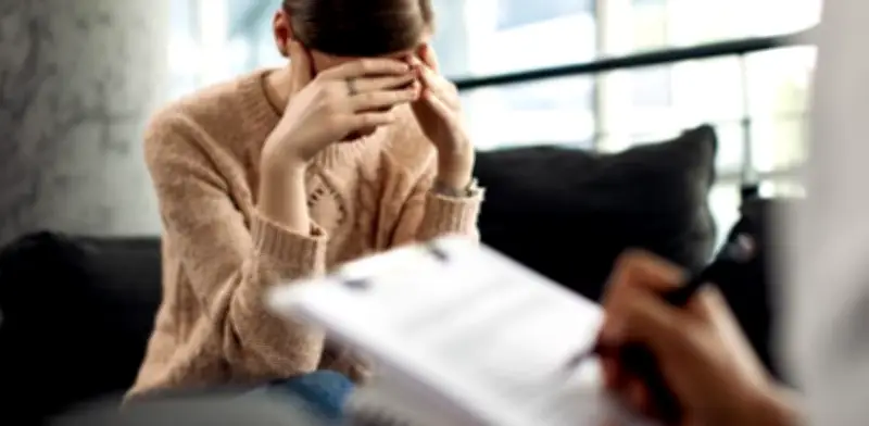 Cansancio vs. Sueño: Diferencias Clave y Por Qué No Son lo Mismo