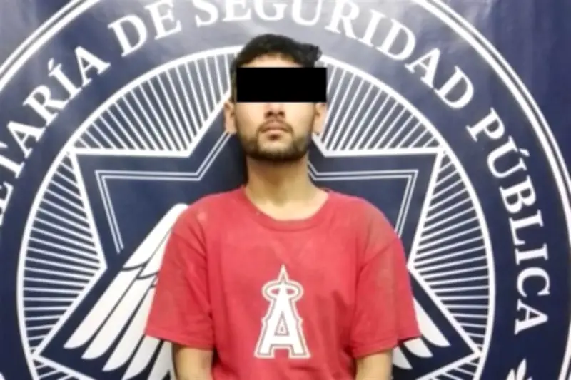 Capturan a prófugo tras insultar a policías en Nuevo León; enfrenta cargos por agresión