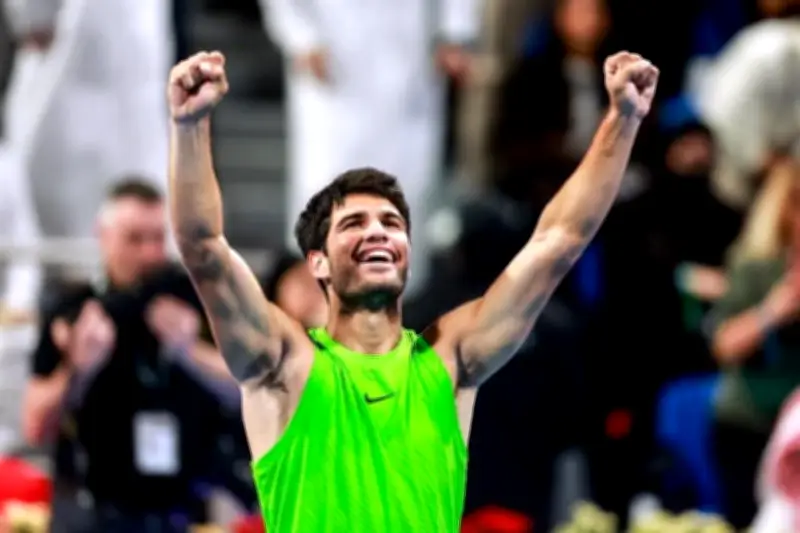 Carlos Alcaraz conquista el ATP de Doha y mantiene su impecable racha
