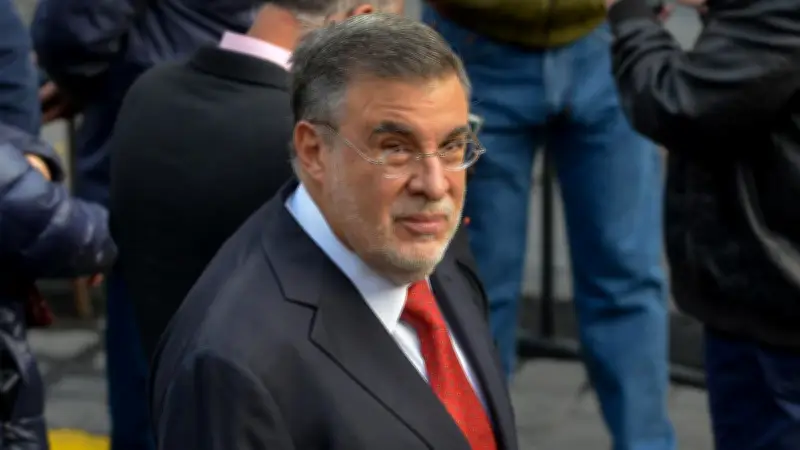 Casar analiza tensiones internas en Morena y retos de Sheinbaum tras libro de Scherer