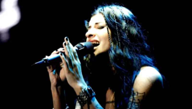 Cazzu comparte tierna imagen de su hija Inti que se vuelve viral en redes sociales