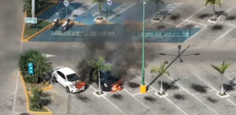 Centros Comerciales en Jalisco Operan Normalmente Pese a Incidentes Violentos