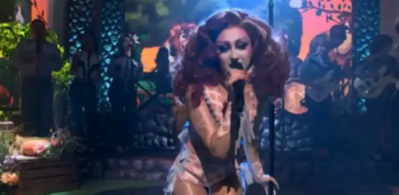 Chappell Roan abandona su agencia tras vínculos de director con caso Epstein