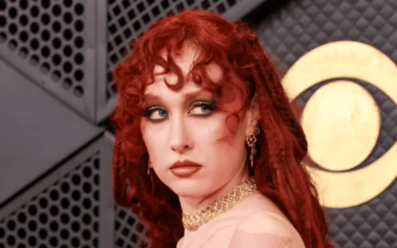 Chappell Roan y otros artistas cortan lazos con Wasserman por vínculos con el caso Epstein