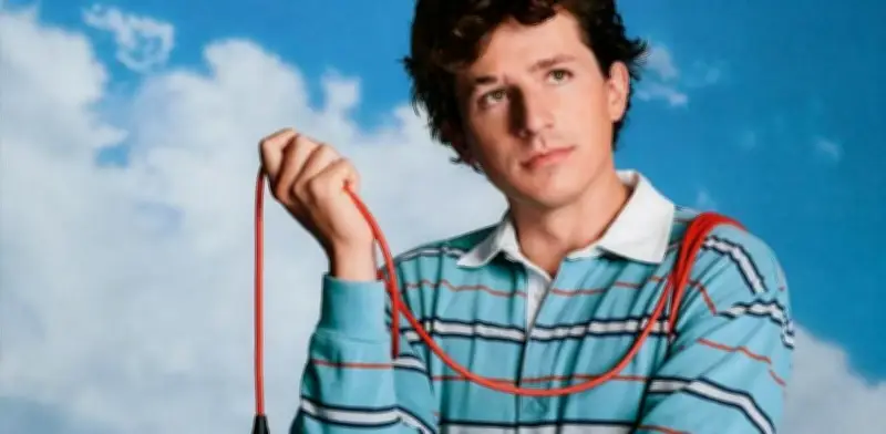 Charlie Puth: El cantante que interpretará el Himno Nacional en el Super Bowl LX