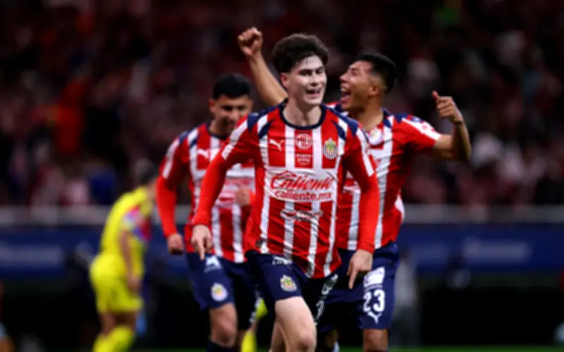 Chivas rompe racha de 5 años sin ganar en casa al América en el Clásico Nacional