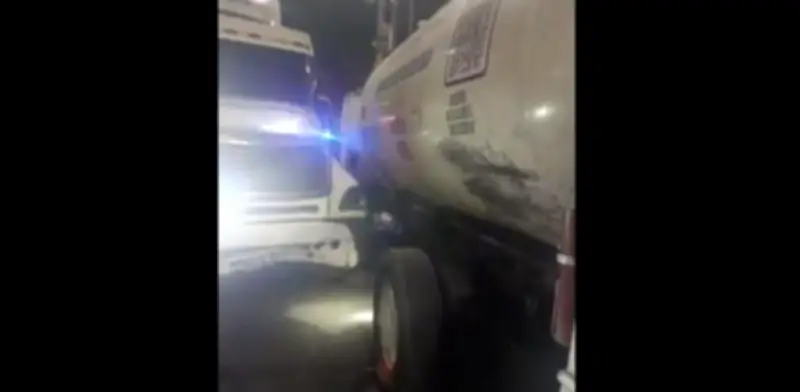 Choque de Tráiler Contra Pipa de Gas en GAM: Sin Derrame Ni Lesionados