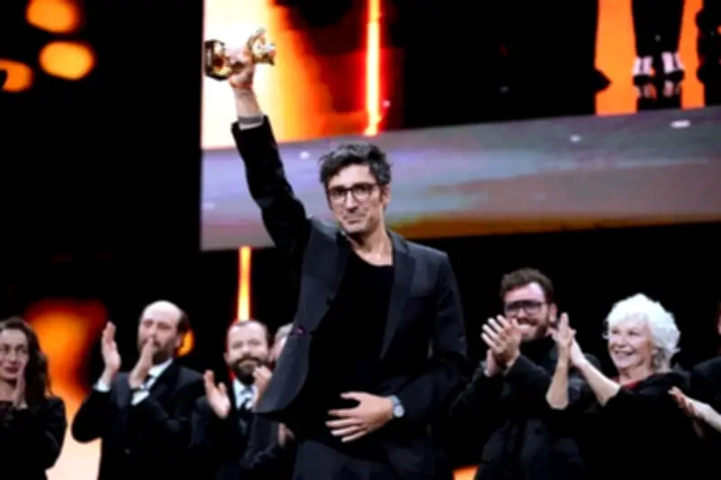 Cinta Mexicana 'Cartas Amarillas' Gana el Oso de Oro en el Festival de Berlín