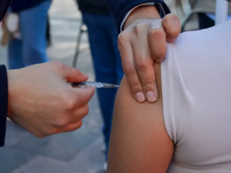 Ciudad de México intensifica vacunación contra sarampión ante aumento de casos