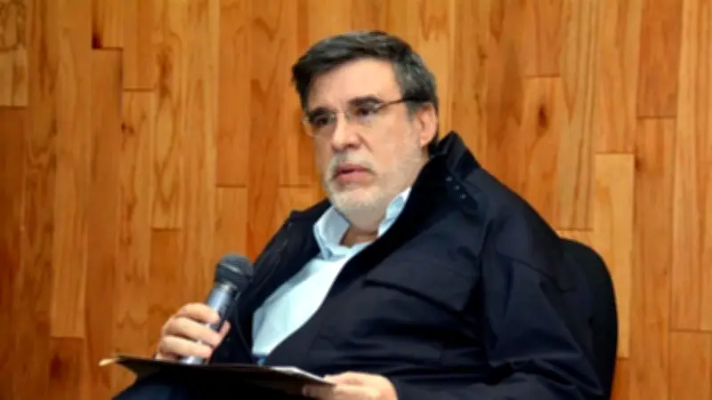 Claudia Sheinbaum rechaza leer libro de Julio Scherer García sobre su gobierno