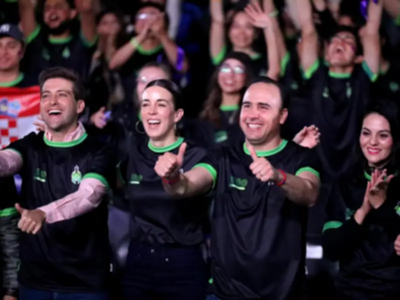 Coahuila lanza súper becas y créditos para jóvenes en programa de liderazgo estatal