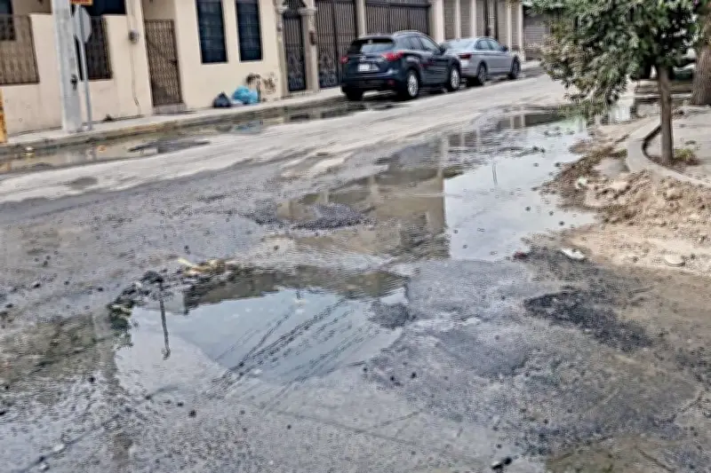 Colapso de Drenaje en Monterrey: Vecinos Exigen Soluciones Definitivas