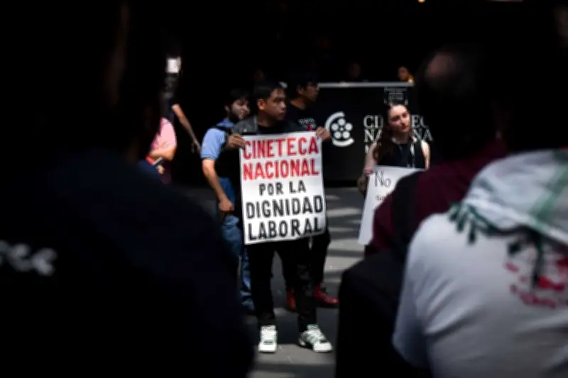 Colectiva de la Cineteca Nacional inicia paro de labores por demandas laborales