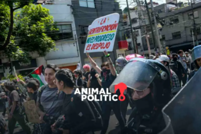 Colectivos exigen fin a la turistificación de la CDMX en protesta masiva