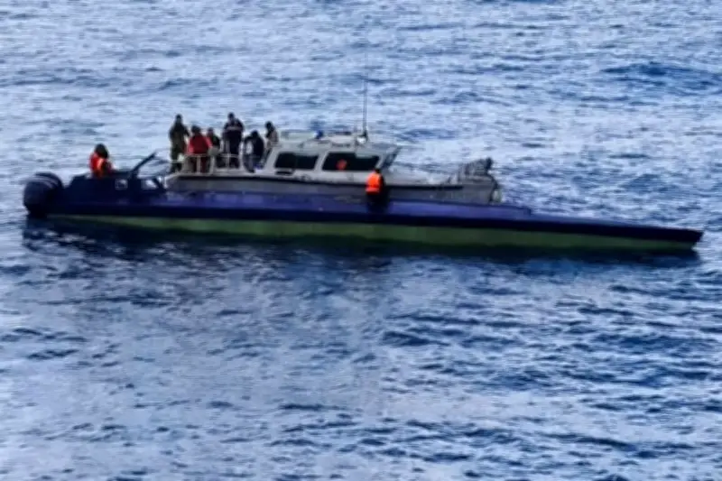 Comando Sur de EU Apoya Aseguramiento de Narcosubmarino en Operación Conjunta