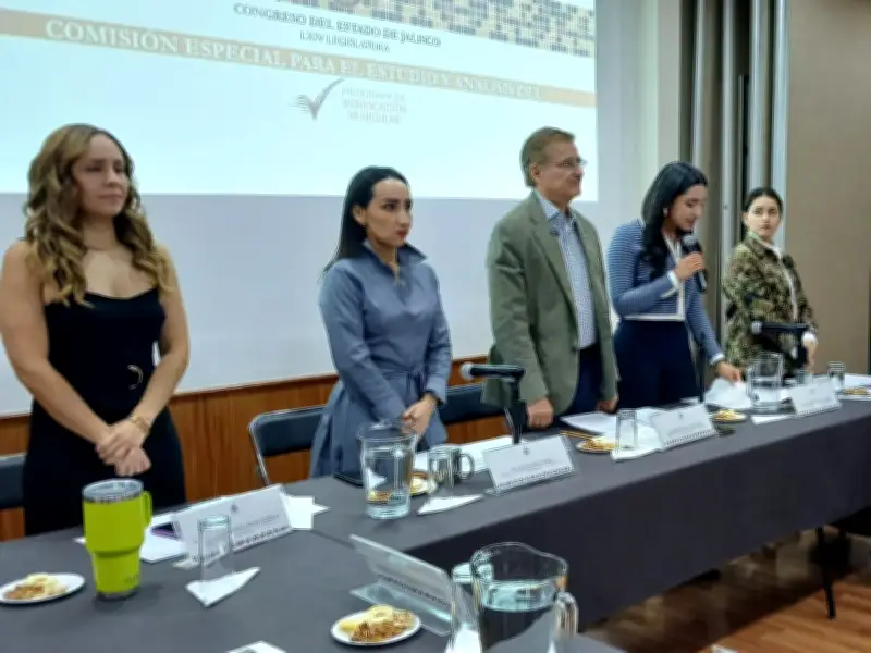 Comisión de Jalisco analizará programa de verificación vehicular con múltiples actores